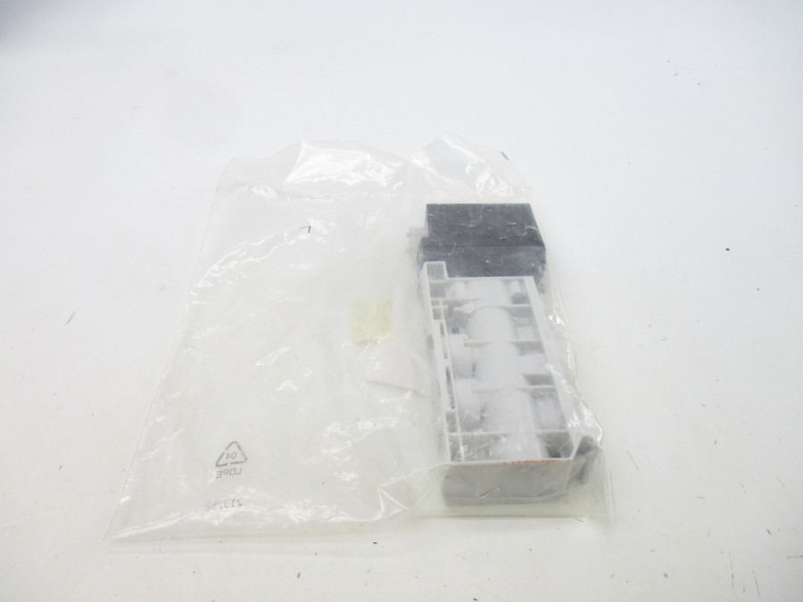 FESTO VUVB-S-M32C-AZD-OX-1C1 573993 24VDC NSNP