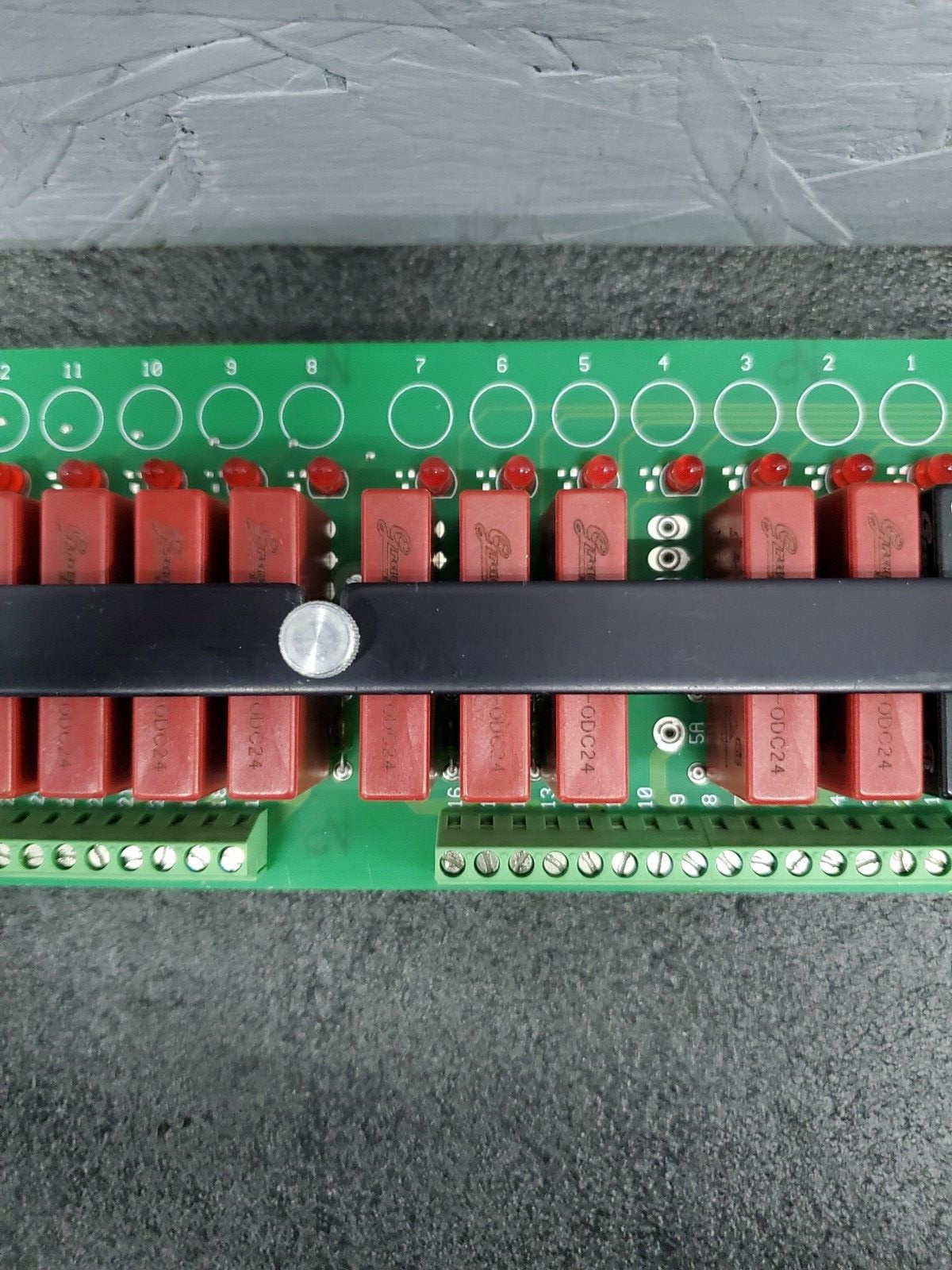 GRAYHILL 70MRCK16-HL I/O MODULE RACK, w/ Modules 70M-ODC24, OAC24, IDC24