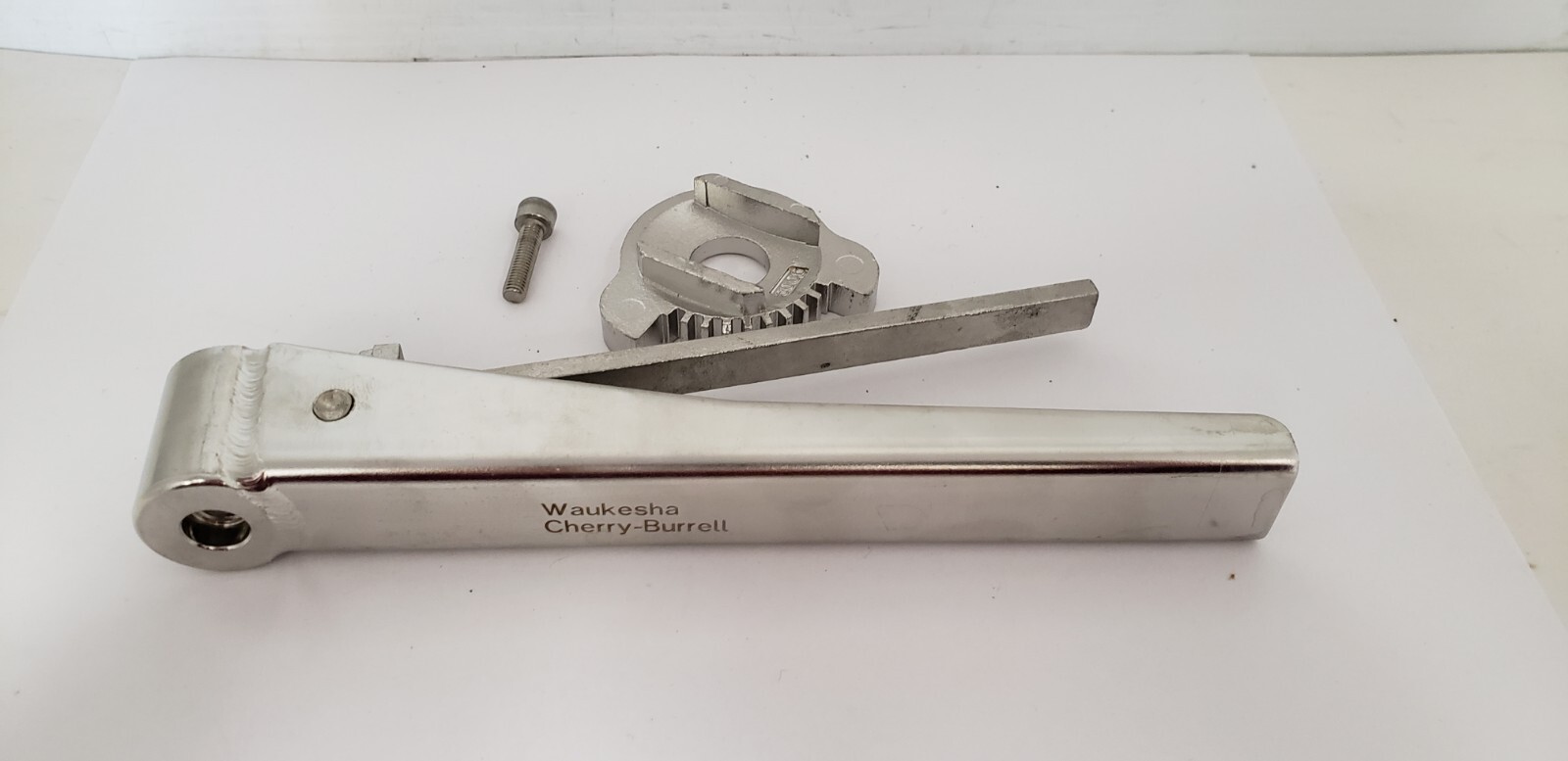WAUKESHA CHERRY-BURRELL 3029871 INTERMEDIATE STEP 9-POSITION HANDLE LEVER NNB