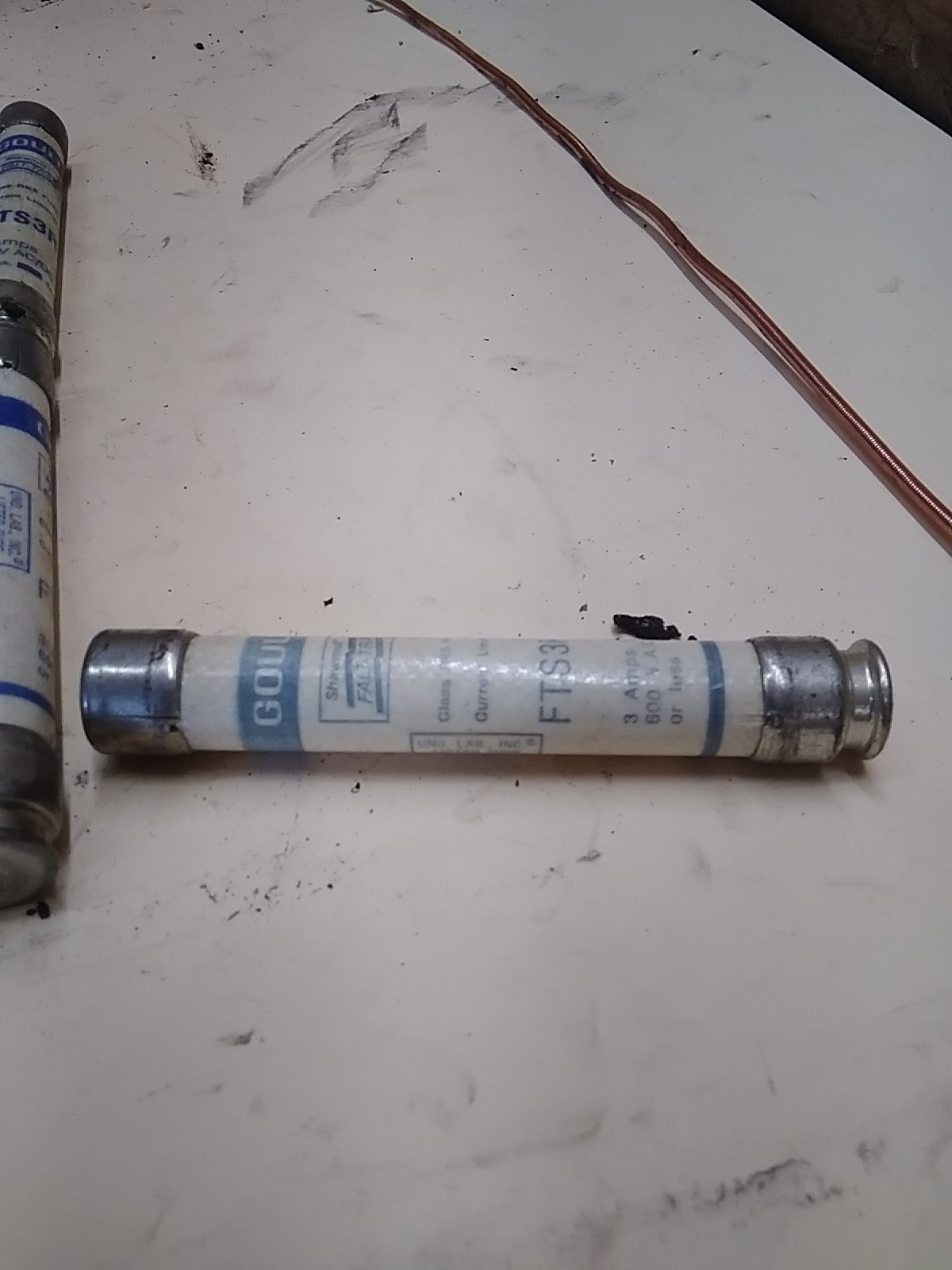 Gould FTS3R Shawmut Fuse Lot Of 31