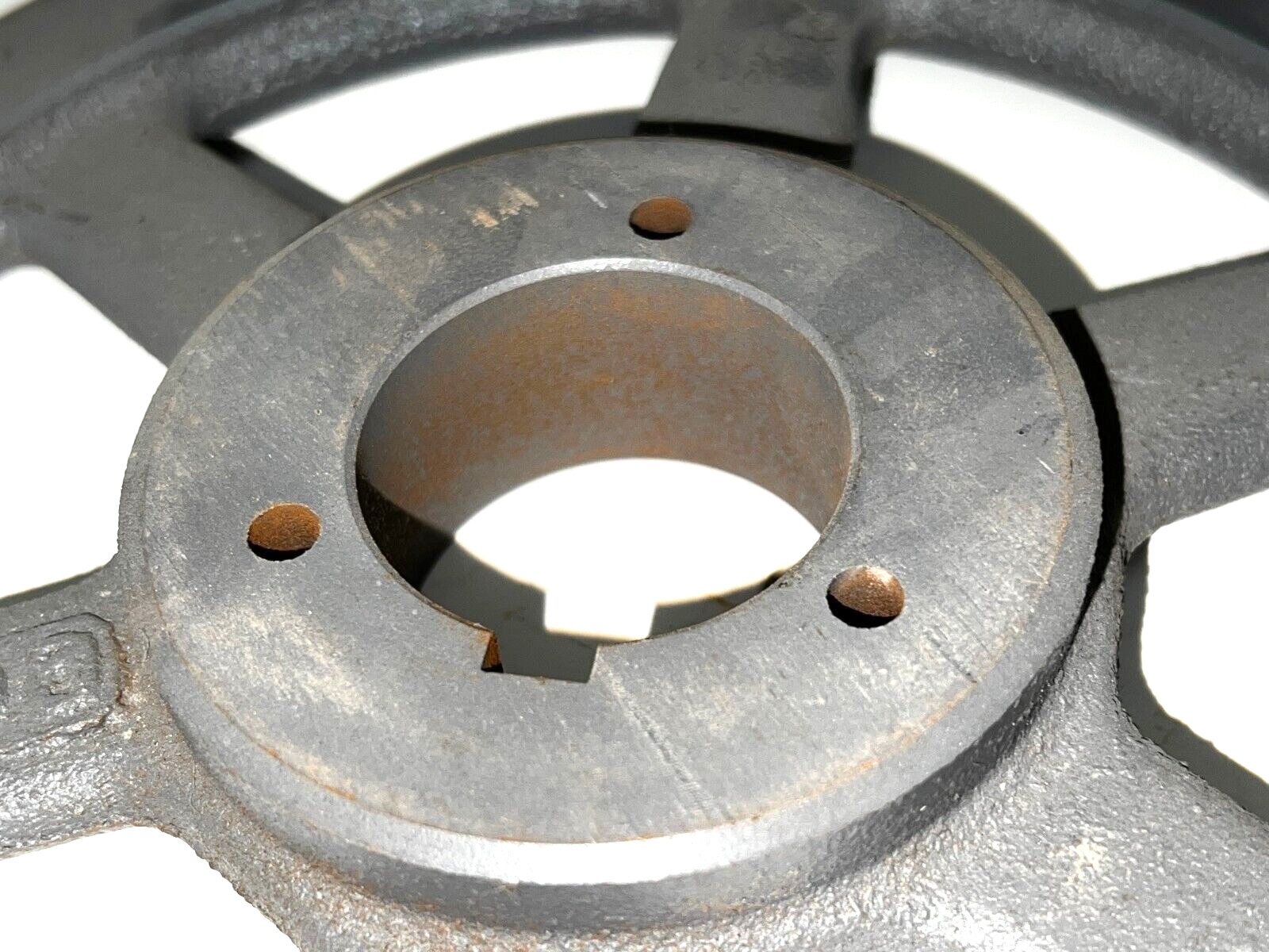 BROWNING SINGLE GROOVE PULLEY 1TA90 1-15/16″ BORE 1-1/4″ THRU BORE 9-1/4″ OD