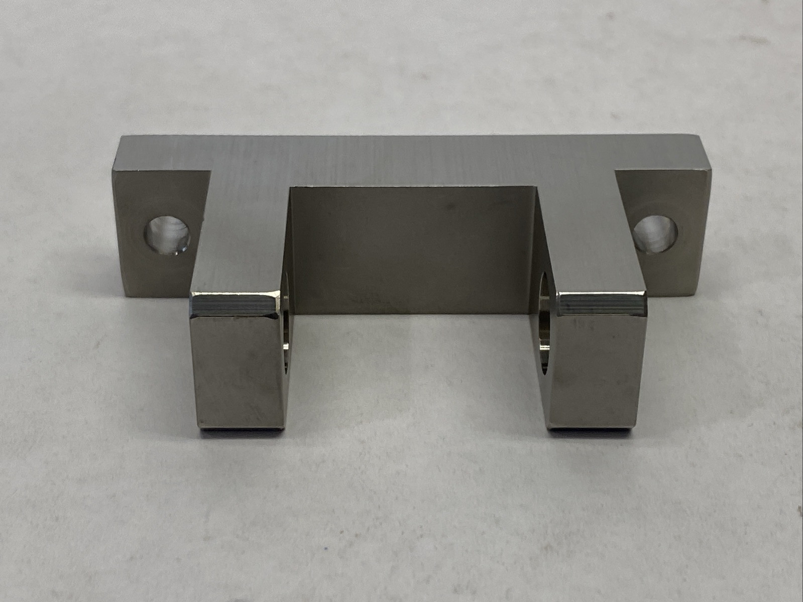 Misumi HGBPS12-W30-H30 U-Shaped Hinge Base H7 Type