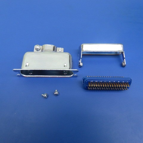 AMPHENOL 57-30360 Qty of 4 per Lot 5730360;CONN PLUG 36POS STR SLDR CUP;36 Posi