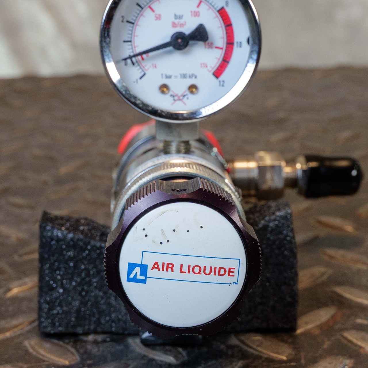 Air Liquide HBS 240-8-3 Dual Stage Pressure Regulator, Used