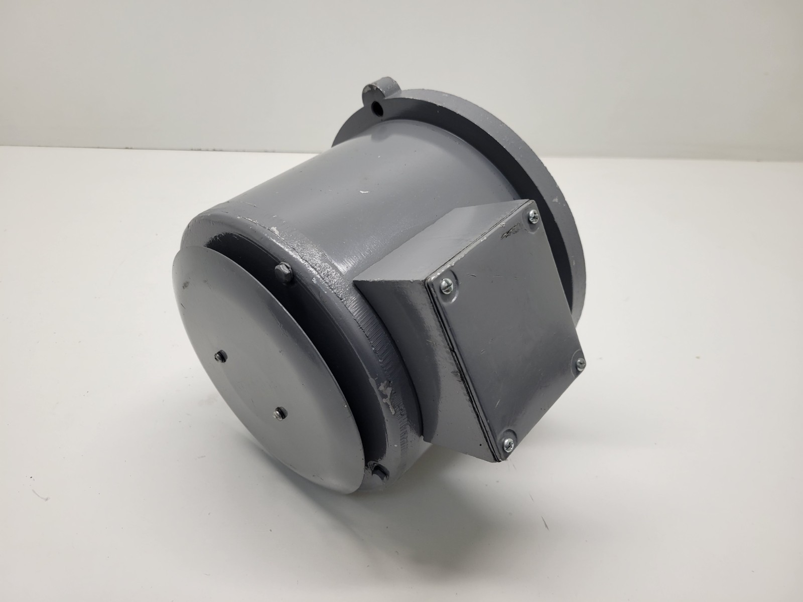 NEW OLD STOCK! SKYEY 2HP 4P 3PH 1720RPM 220/440V INDUCTION MOTOR 37535