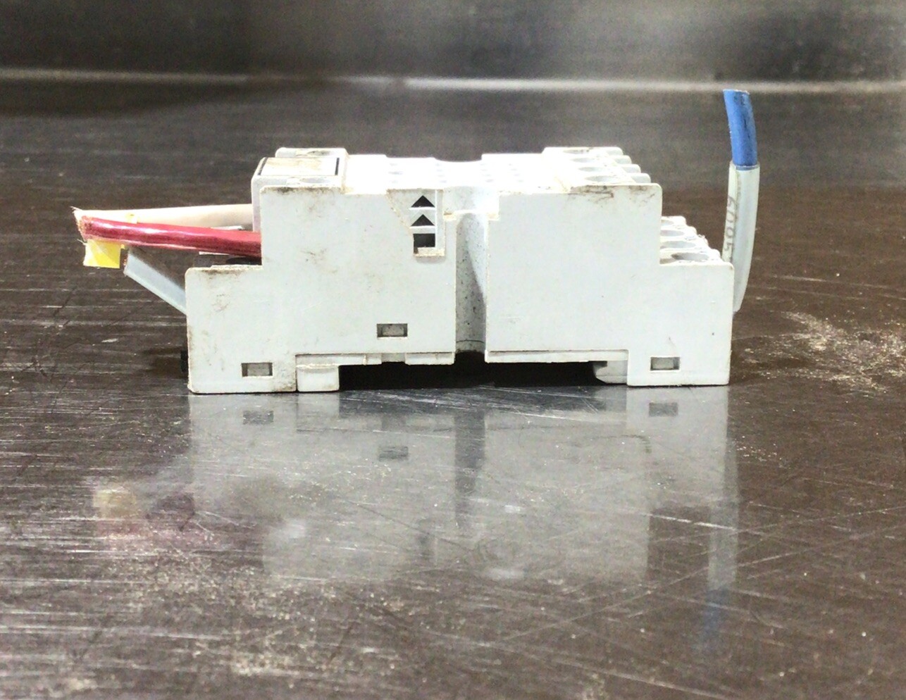 Allen Bradley 700-HN103 Series C Relay Socket 10A 300V 700HN103