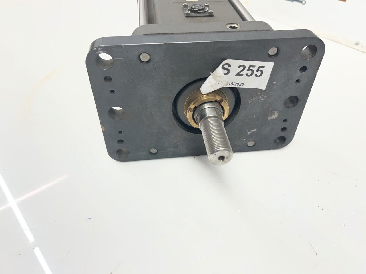Exlar GS45-0602-OFM-EM1-H6-ES 460V 3.25amps 2400 Servo Motor
