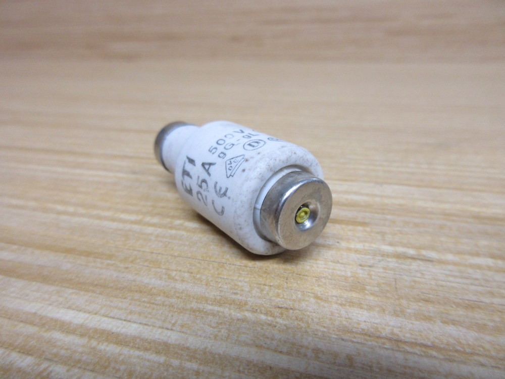 ETI 25A 500V Bottle Fuse (Pack of 4)