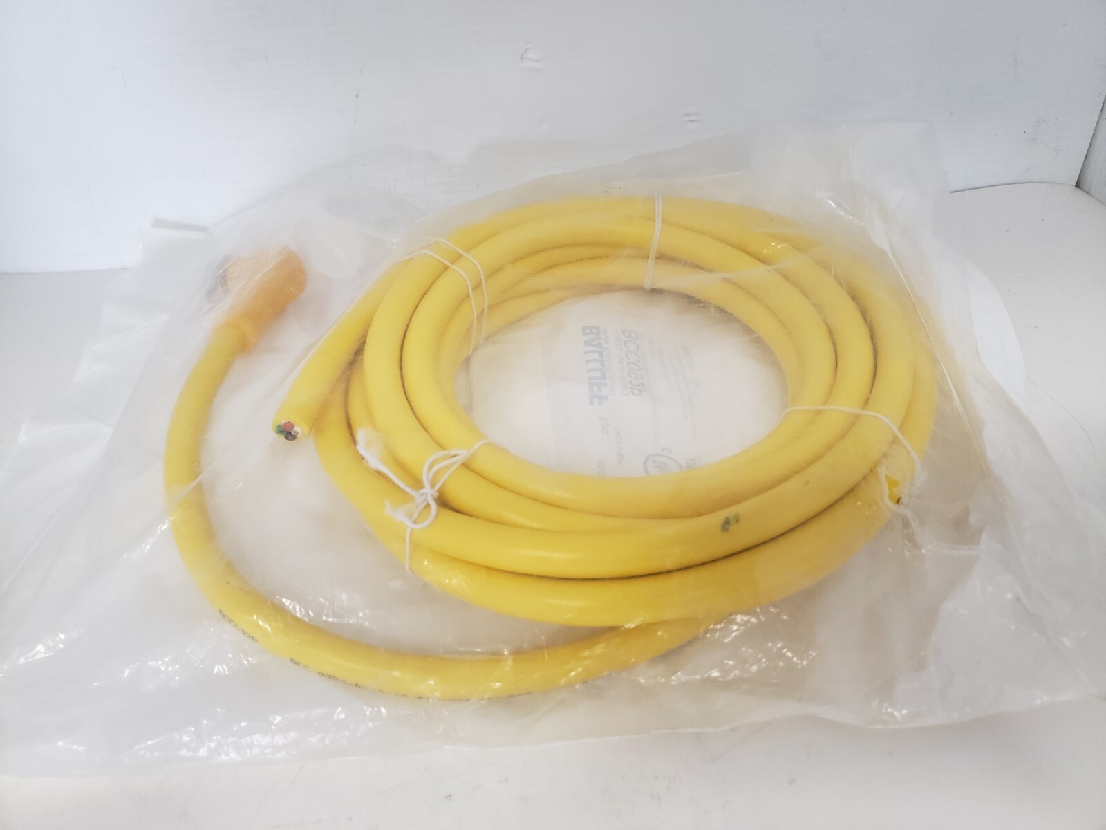 BALLUFF BCC A324-0000-10-072-VX44W6-050 CORDSET SINGLE ENDED (BCC092P) NIB