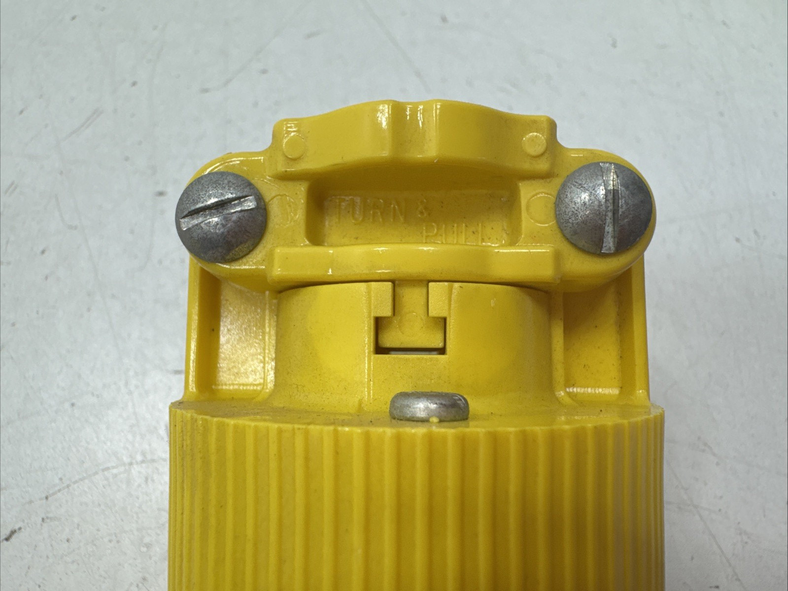 (QTY.6) Pass and Seymour L5-20 Turnlok Female Plug 20 Amp 125 Volt