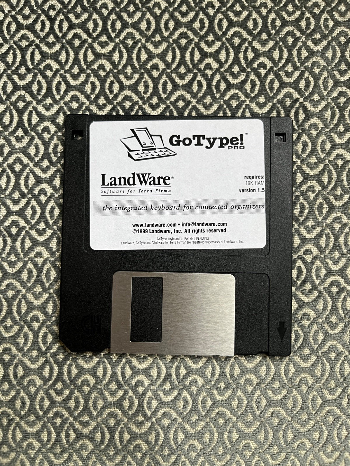 LandWare GoType! Pro for Palm V + power adapter