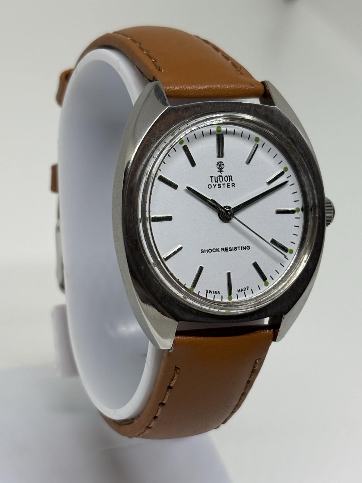 Vintage Tudor Oyster 17 Jewels Manual Winding Swiss Made Men’s Watch White Dial