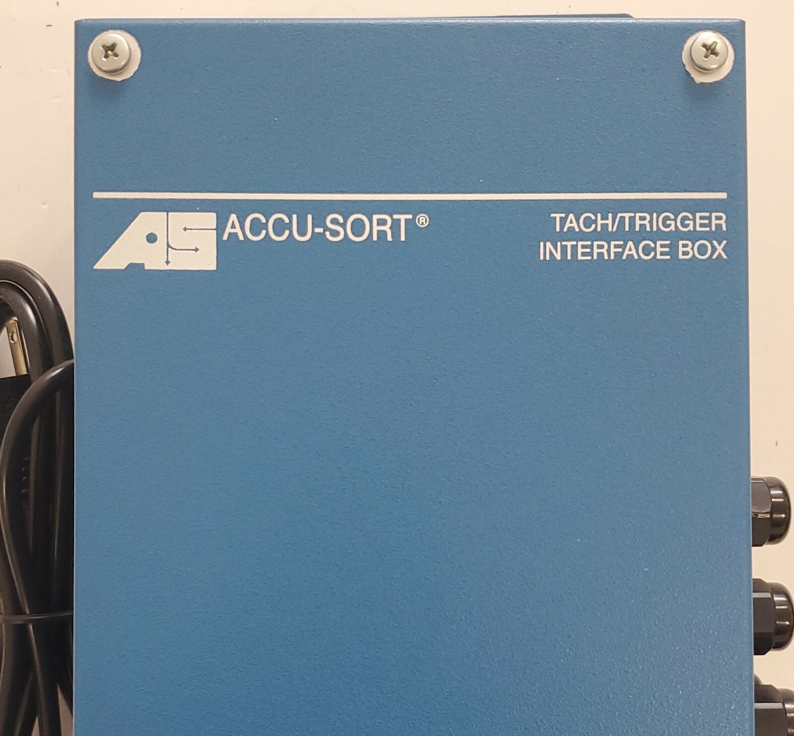 *NEW* Accu-Sort Tach/Trigger Interface Box 100-240Vac 50/60Hz .5A Max + Warranty