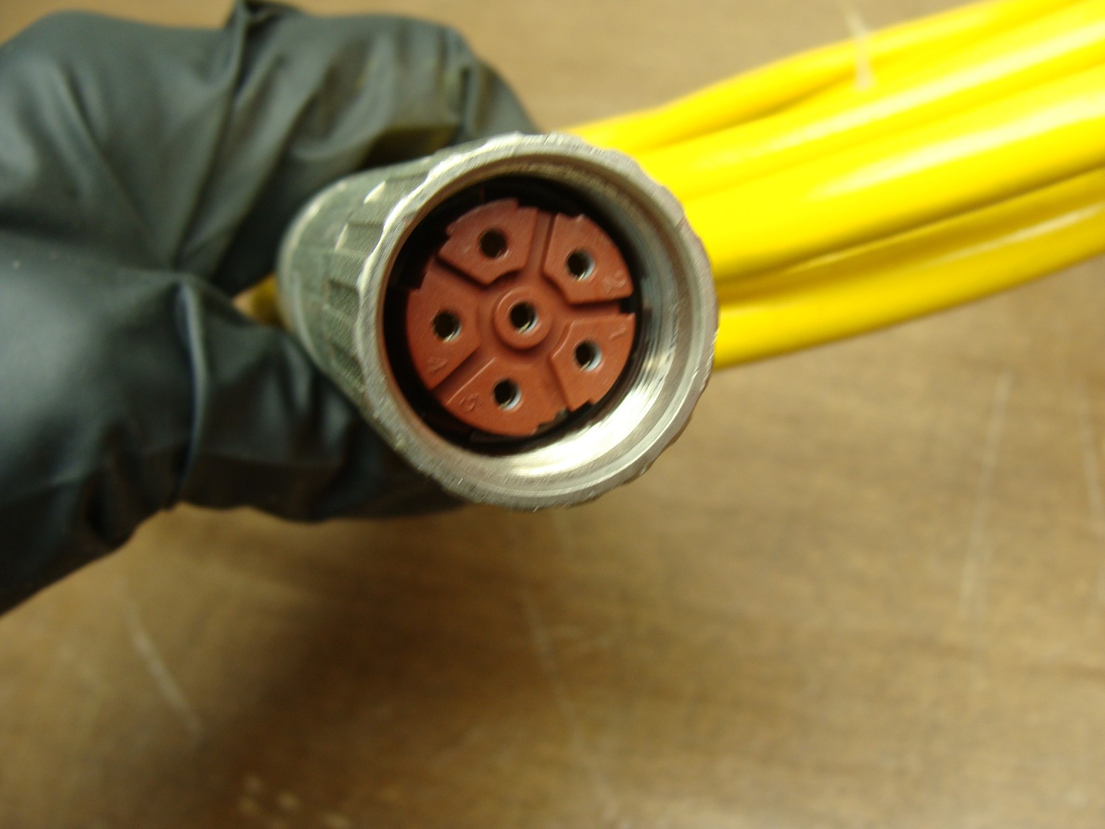 PARKER SHIELDED SERVO POWER CABLE 71-021626 44-021667-01 8FT W/6-PIN CONNECTOR