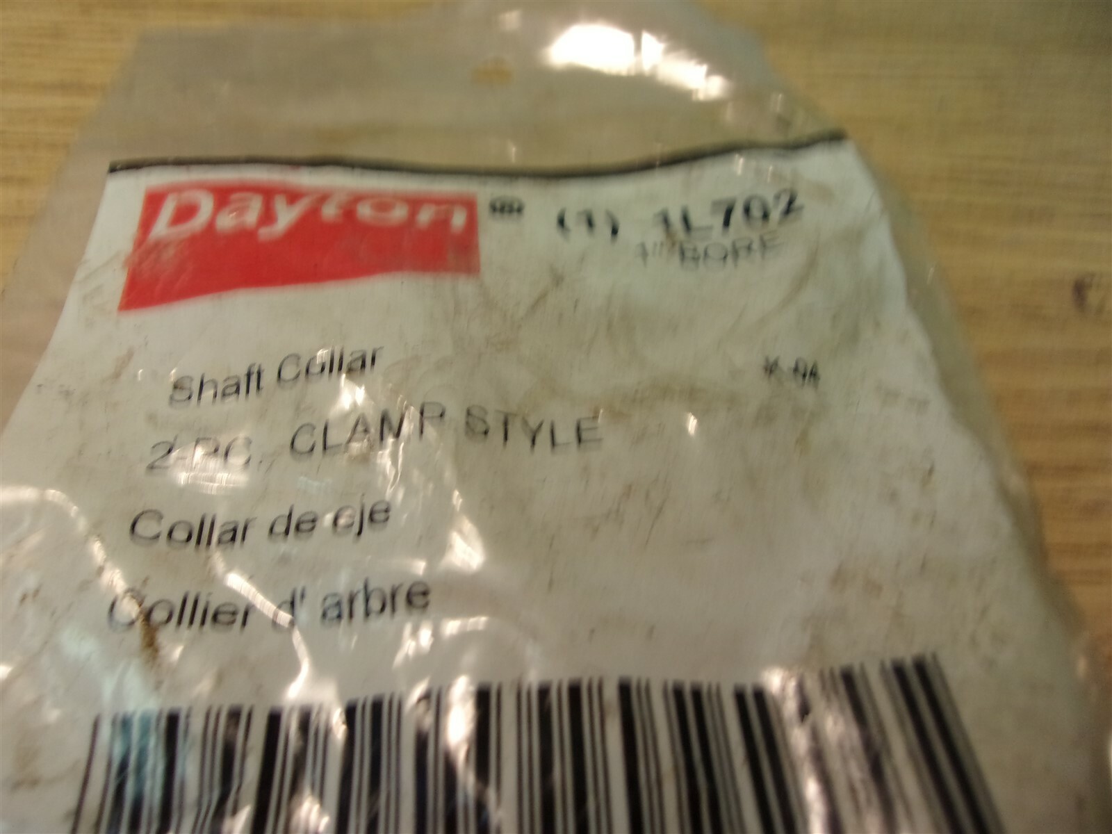 NEW Dayton 1L702 1″ bore Shaft Collar 2-pc Clamp Style *FREE SHIPPING*