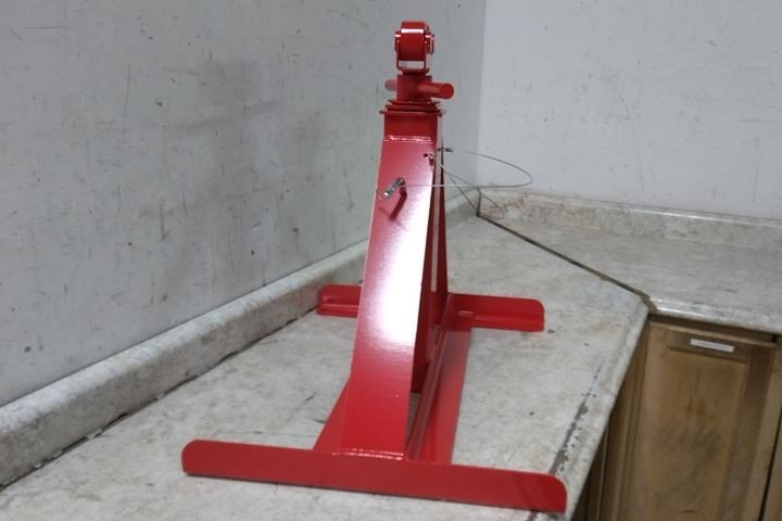 Gardner Bender TRJ-96 2500 Lb Max Capacity Red Steel Telescoping Reel Jack