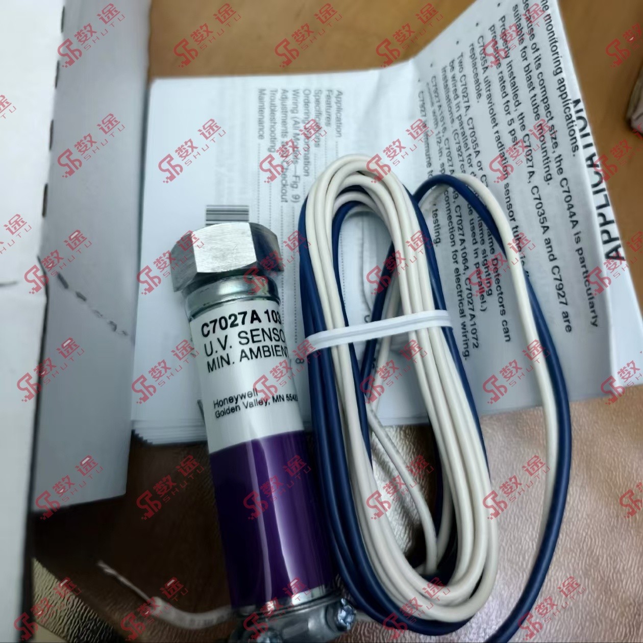 1PCS NEW Honeywell C7027A1031 Ultraviolet Flame Detector in box