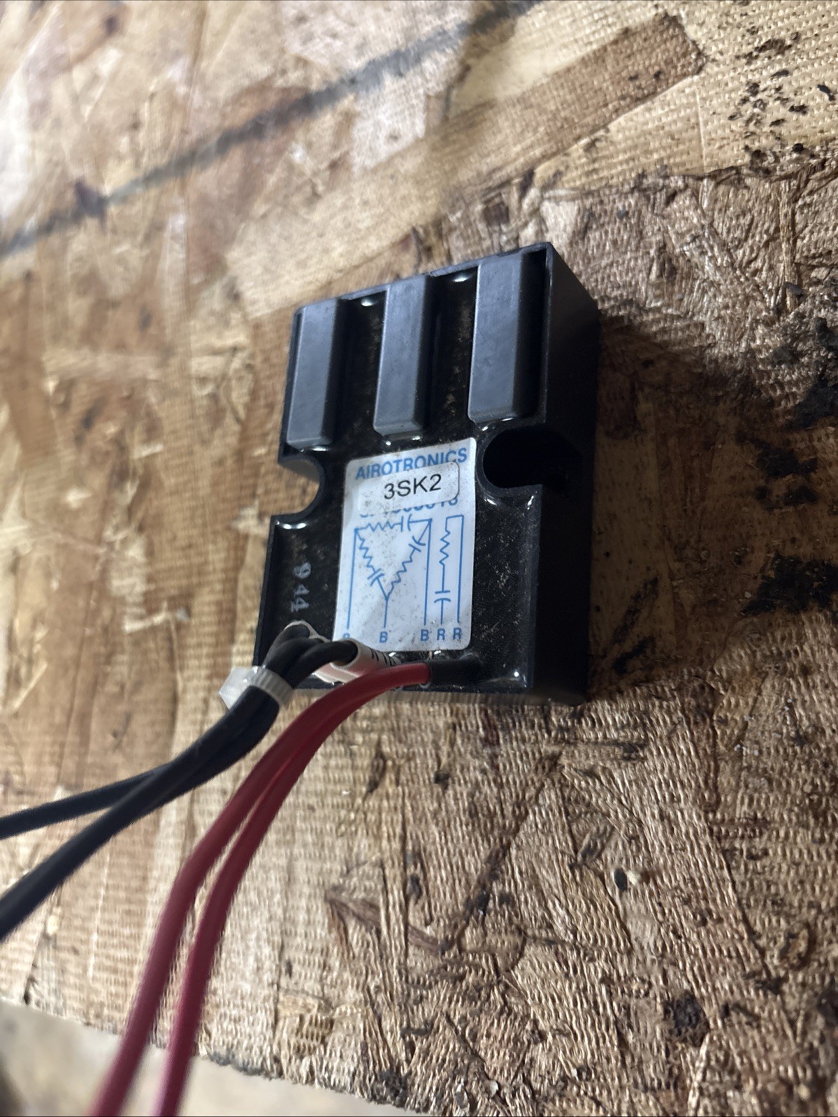 AIROTRONICS WIRE RELAY UNIT 3SK2