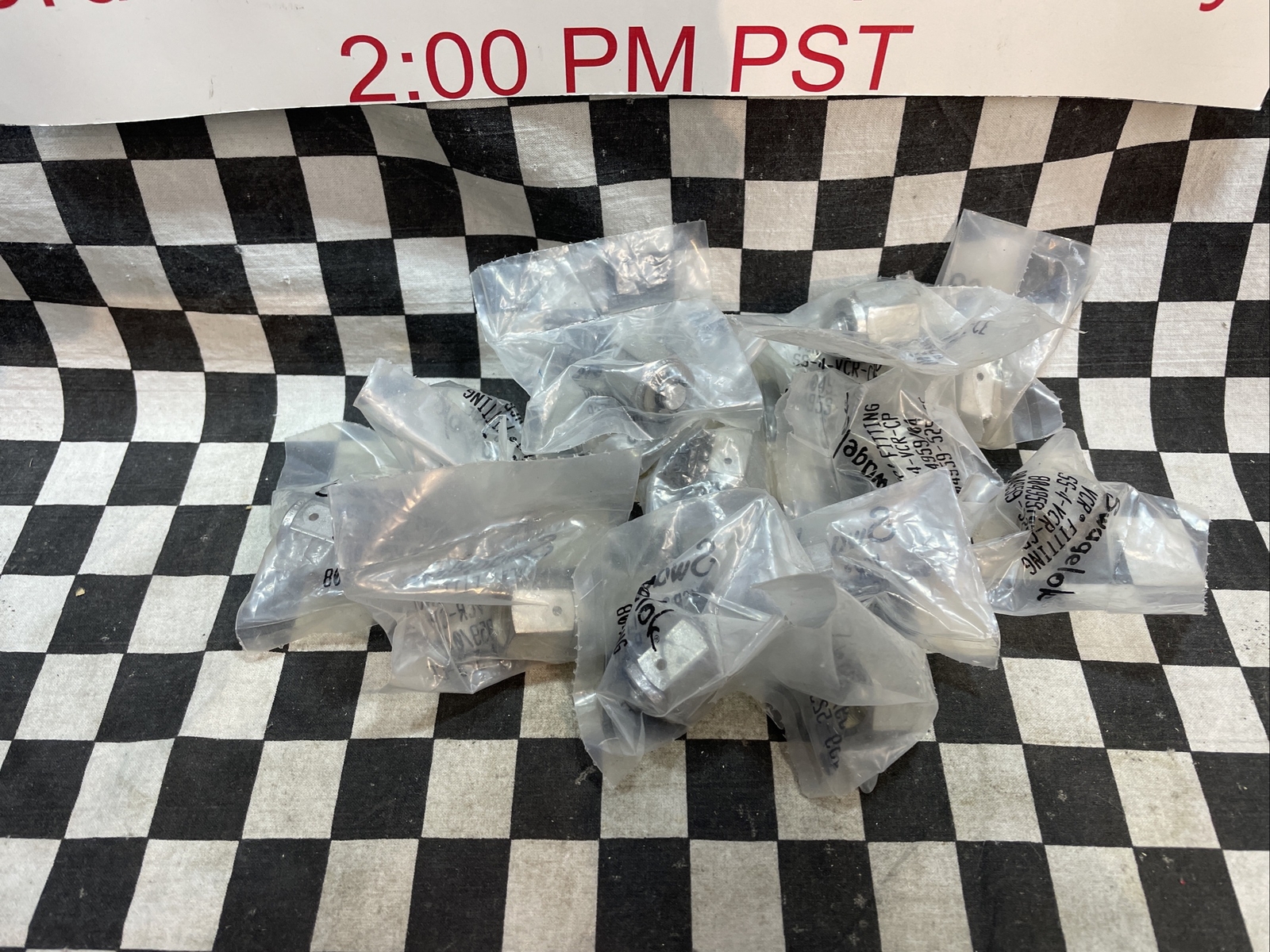SWAGELOK SS-4-VCR-CP, SS4VCRCP, Cap 1/4″ VCR, LOT OF 12, SHIPSAMEDAY#1635W2