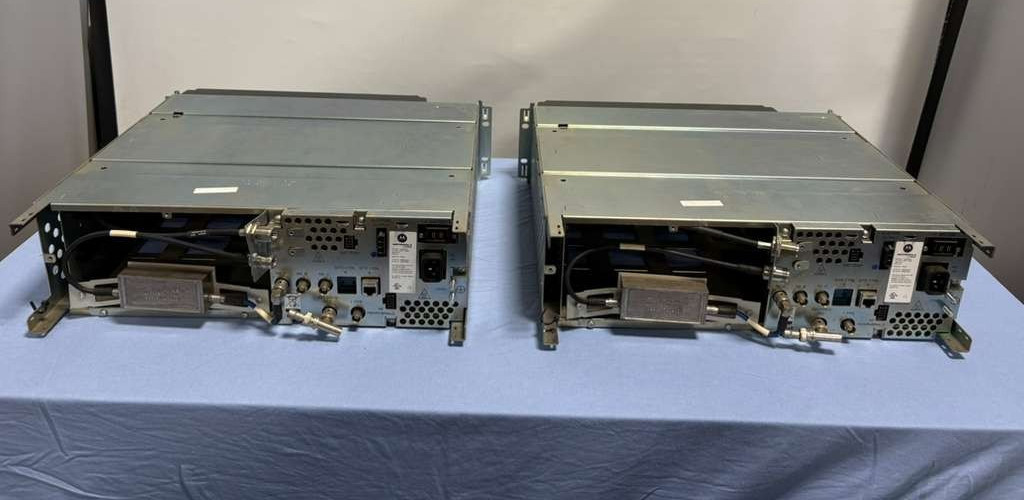 *LOT OF 2* Motorola GTR8000 Repeater Base Radio Chassis Part T7039A
