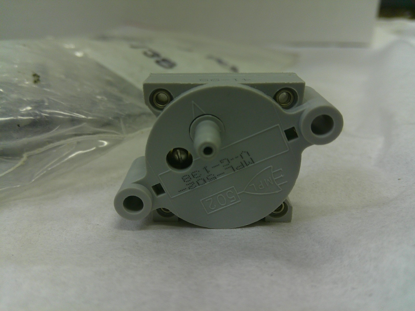 MPL-502 MPL-502-U-G-138 PRESSURE SWITCH (5 PCS.)