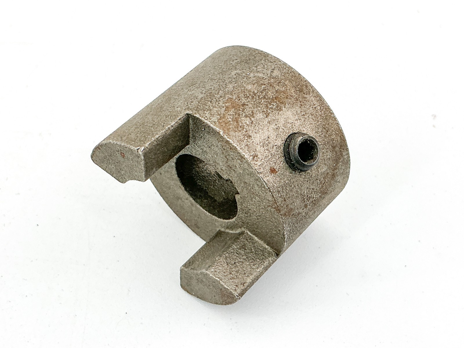New Lot of 2 Martin ML070-9/16 Coupling Jaw 9/16″ Bore