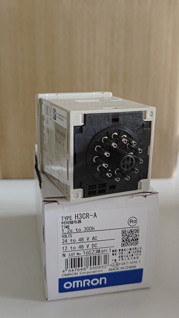 Omron H3CR-A Timer H3CRA Brand New In Box Fast Shipping 1PC One Year Warranty
