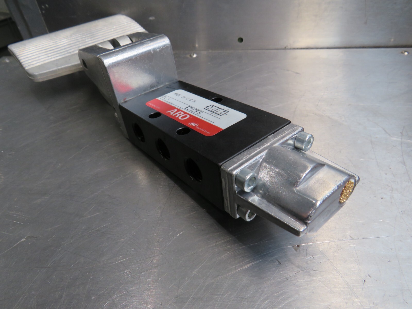 ARO Ingersoll-Rand E212FS Foot Pedal Air Valve