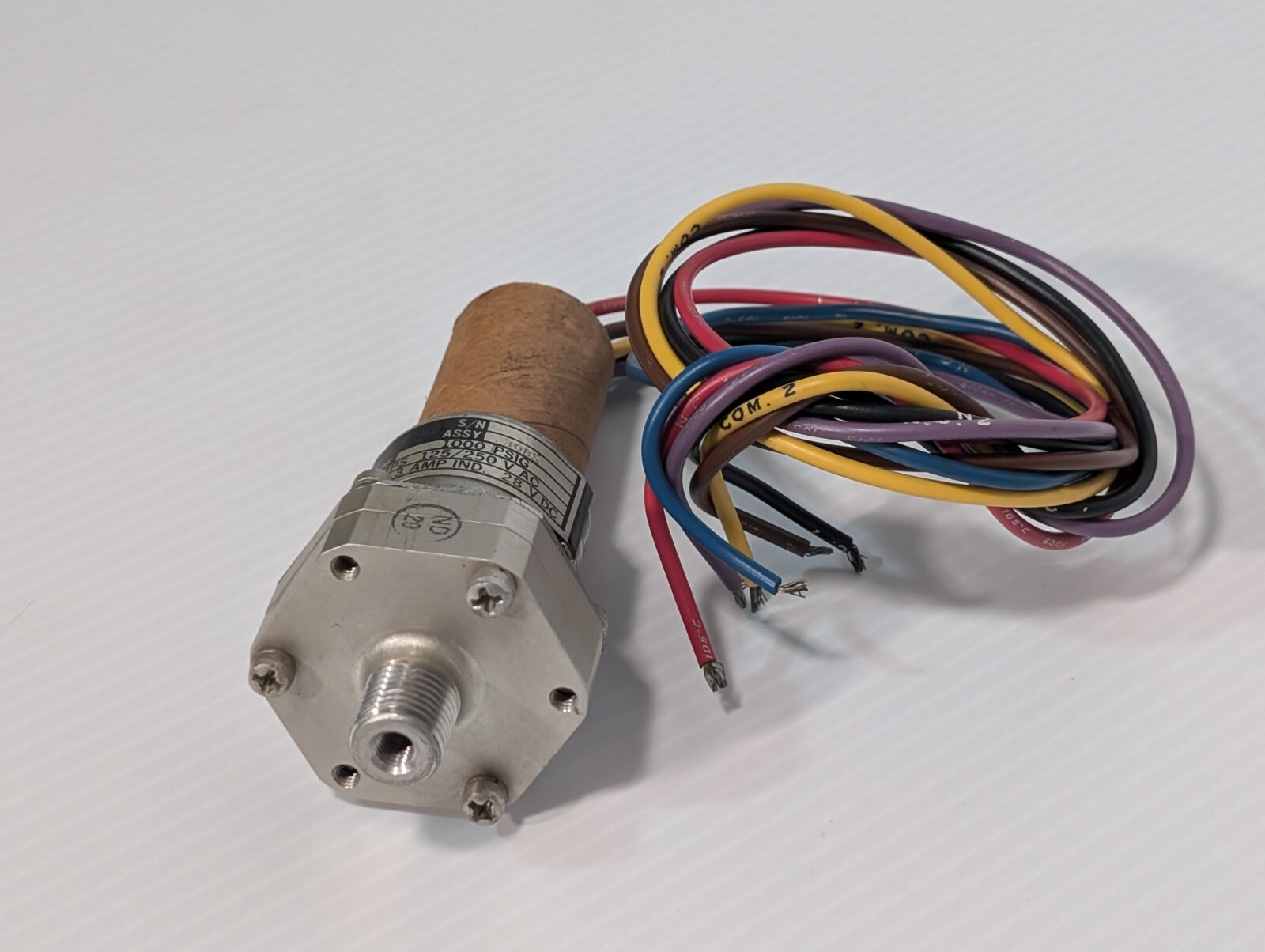 ITT Neo-Dyn 115P1CC3-1516 Pressure Switch 98087, 25PSIG, 5A, 125/250VAC