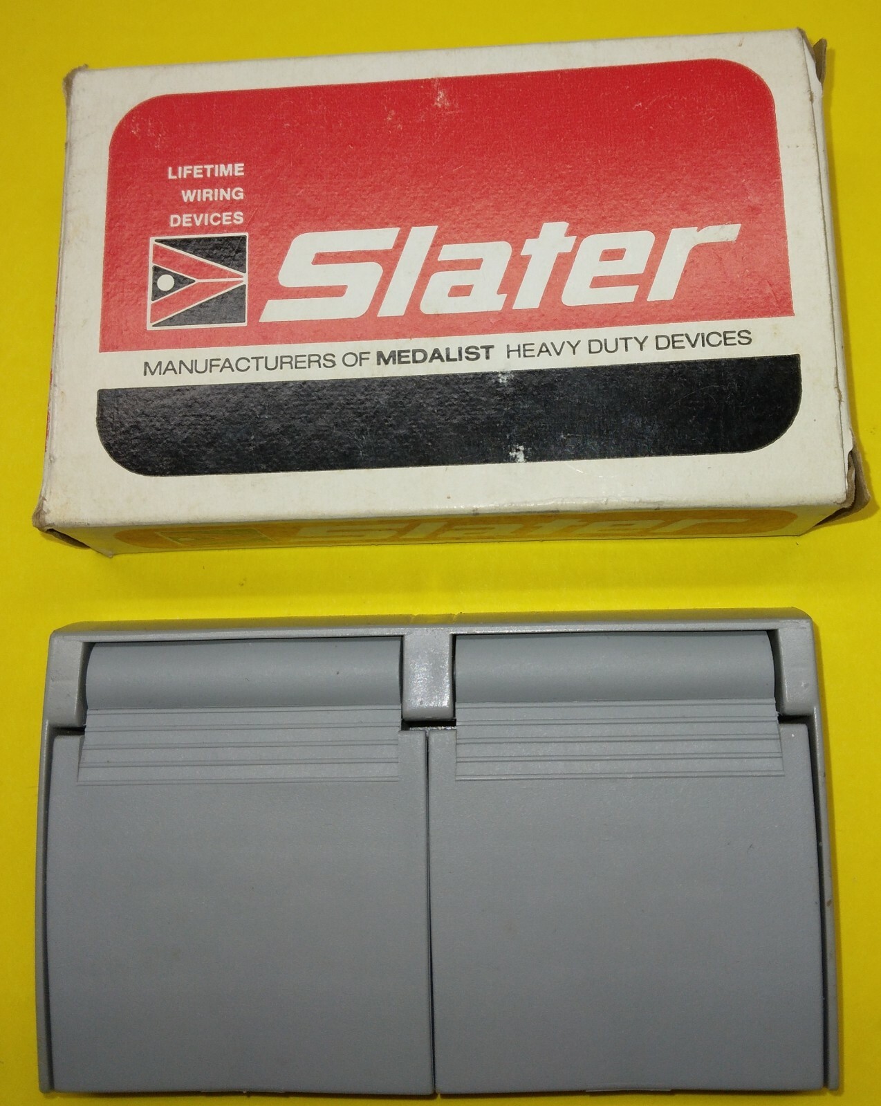 Slater Flip Lid #3780 Weather Resistant Plate With Gasket NOS