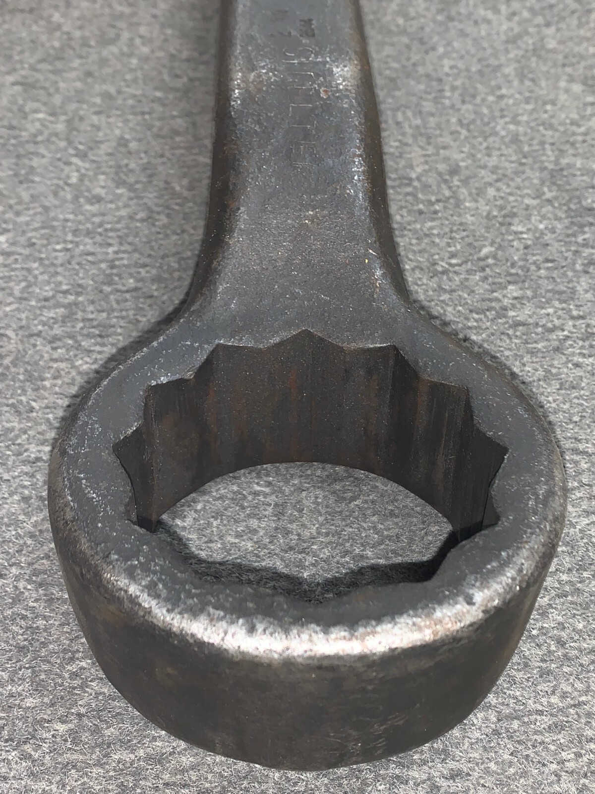 PROTO BOX END SPUD WRENCH 12 POINT 2-3/4″ SIZE 4″ HEAD OD 30″ OAL LENGTH