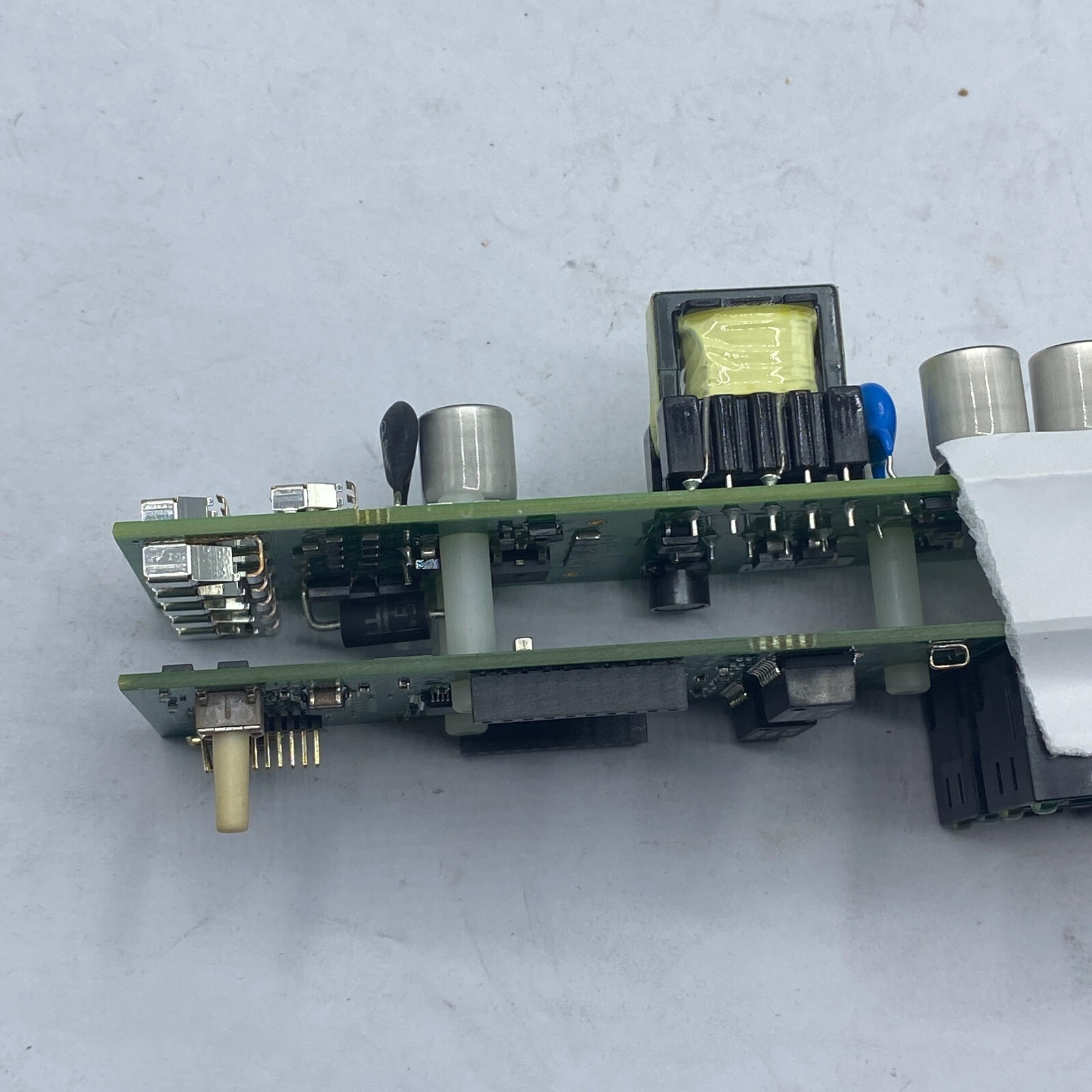 UNIVERSAL BOARD R22276-197-000-0 F Circuit Boards 1949 0037185 🔔
