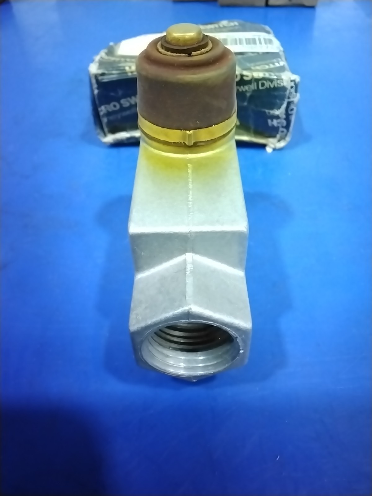 Micro Switch BZE6-2RN Limit Switch BZE62RN