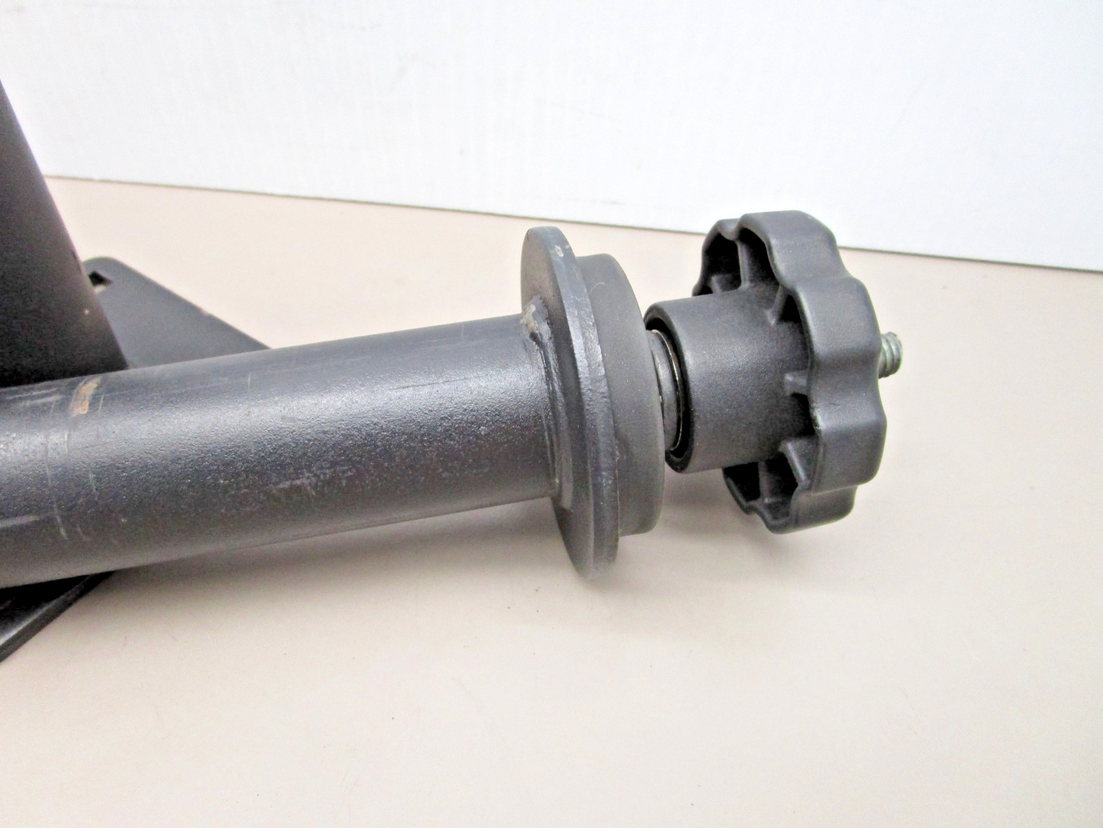 RAM Mount RAM-VP Tele-Pole Assembly 12″ Lower and 8″ Upper Pole