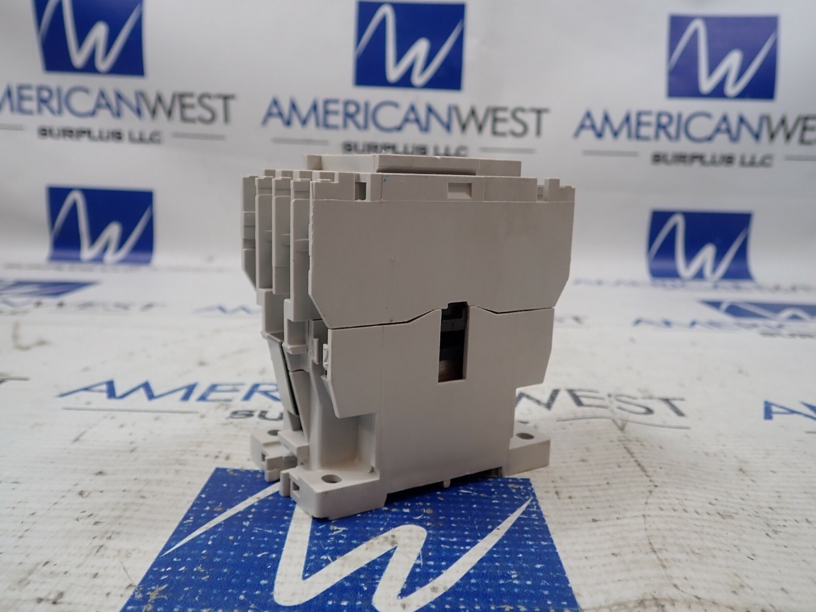 Cutler Hammer AE16CNS0 Contactor Series C1 110/120V coil