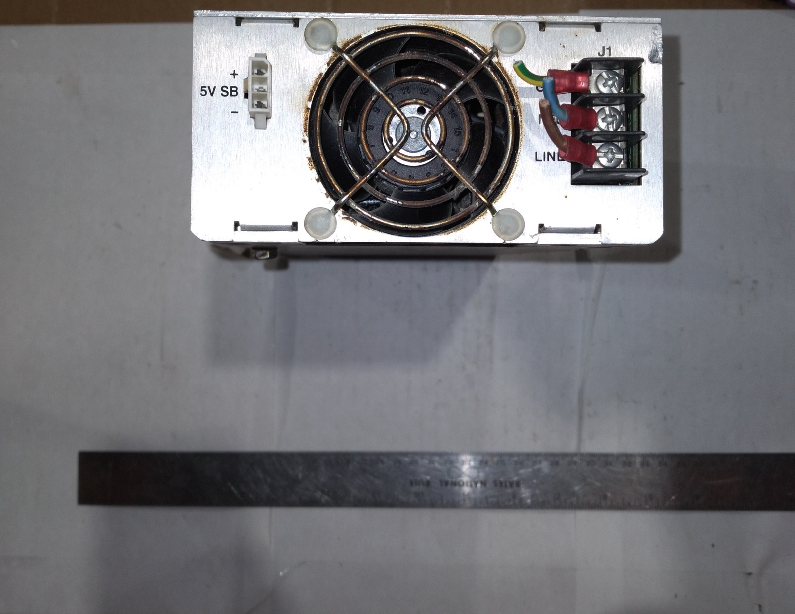 XP POWER F6J8J8 100-240VAC 47-63HZ 9/4A