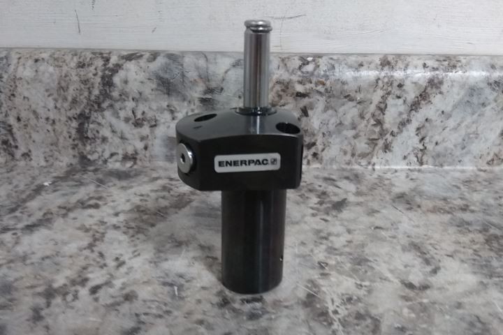 Enerpac SULS21 5,000 Max PSI Steel Body Swing Clamp Hydraulic Cylinder