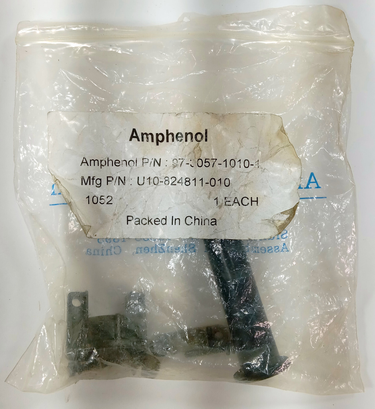 1 NEW AMPHENOL 97-3057-1010-1 CONNECTOR CLAMP SET NNB ***MAKE OFFER***