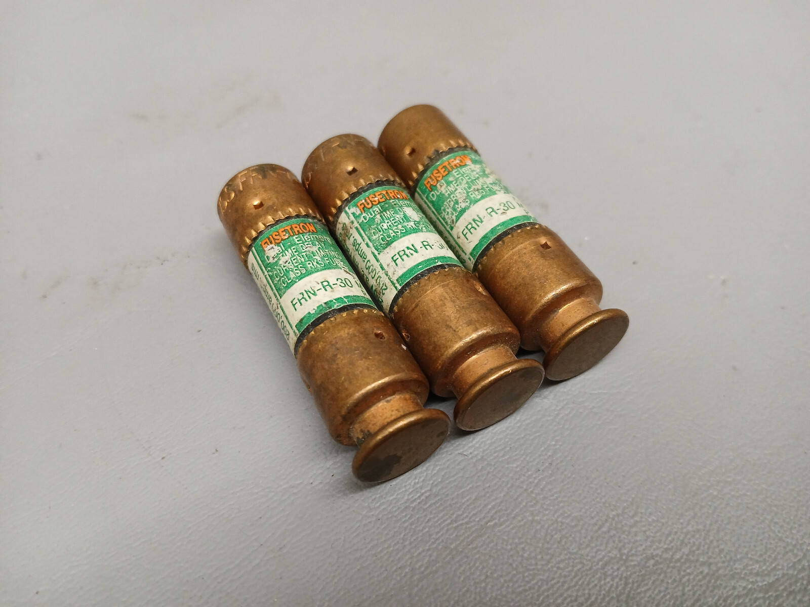 Lot of 3 Fusetron FRN-R-30 30A Class RK5 Fuses