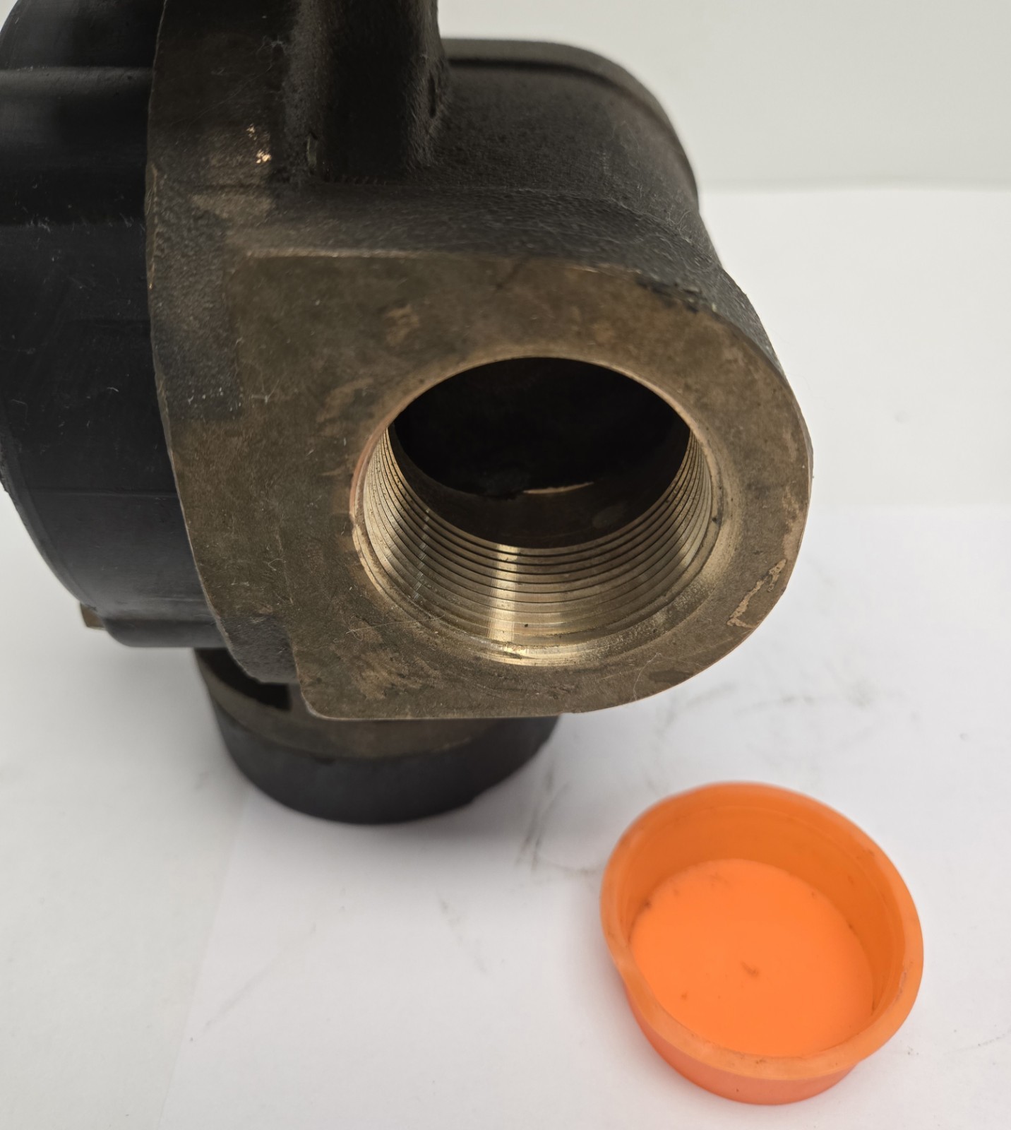 UFM UNIVERSAL FLOW MONITOR WVM40GM-12-A1WU-10D.