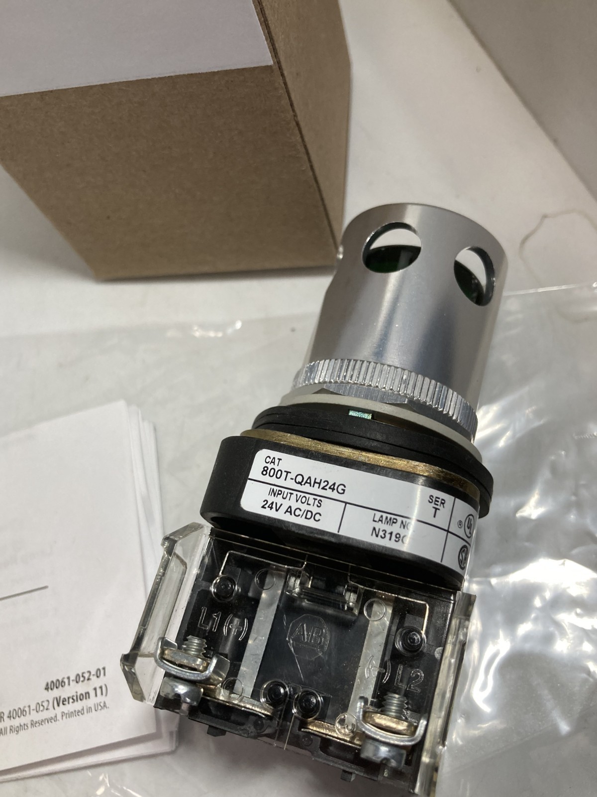 ALLEN BRADLEY 800T-QAH24G PUSHBUTTON ILL GREEN LED 24VAC/DC FULL GUARD SE T NIB