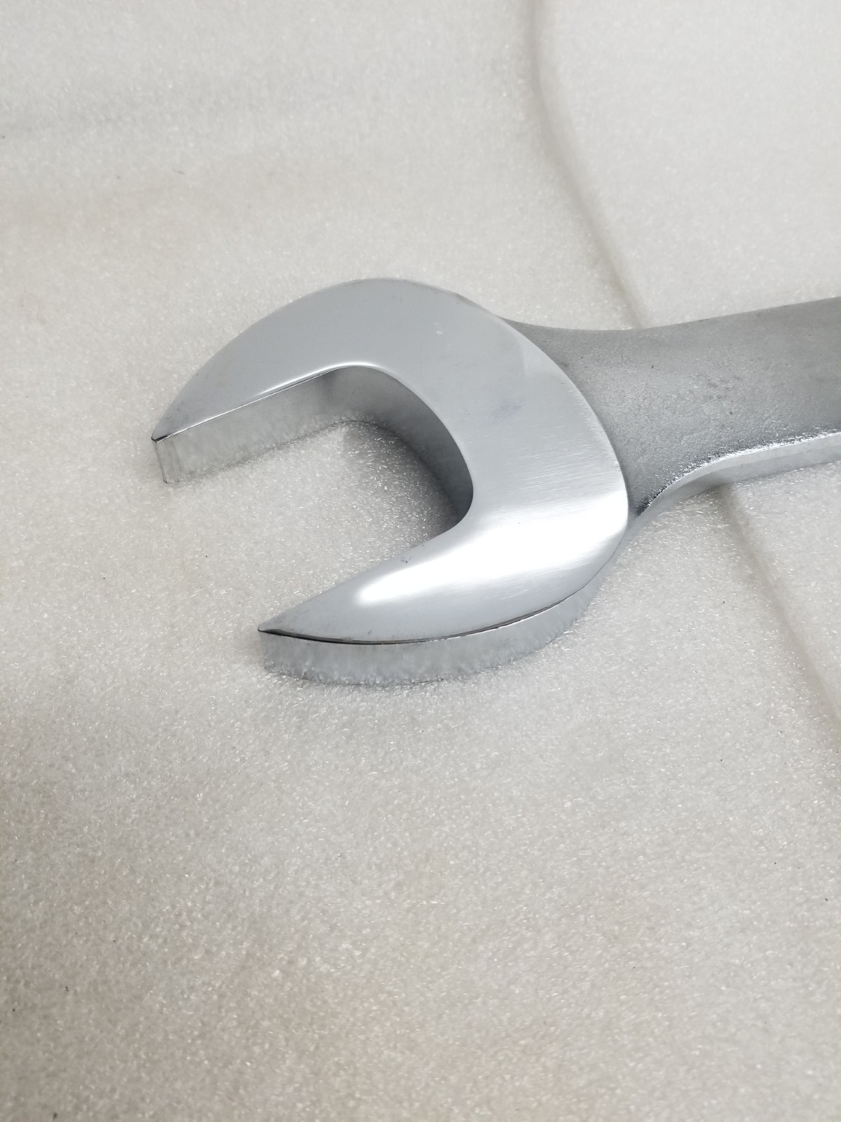 S-K Tools C68 Combination Wrench 2-1/8″ SurGrip 12-Point 28″-OAL Made in USA