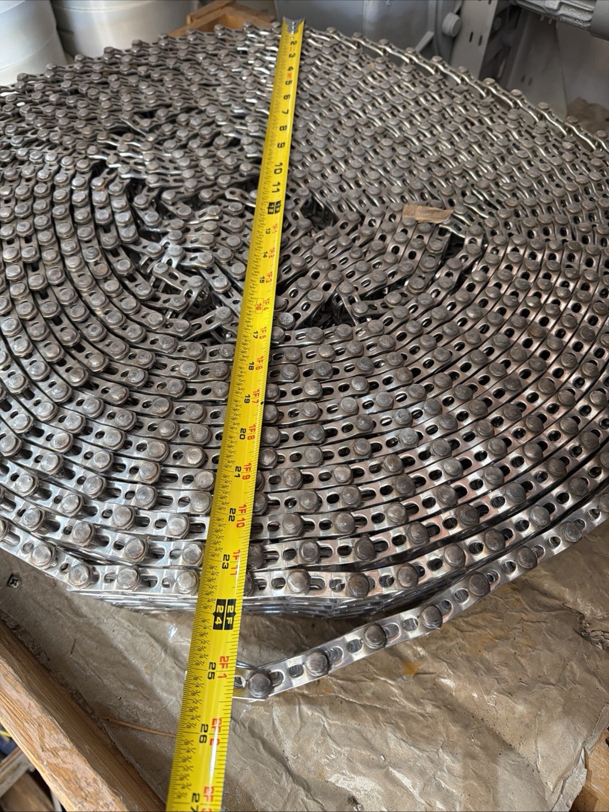 STAINLESS STEEL CHAIN CONVEYOR BELT ROLL HEAVY 5.5″ WIDE 50′ LONG APROX