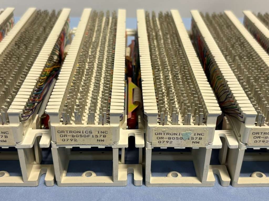 *LOT OF 8* Ortronics Punch Down Block Part 66MI-50