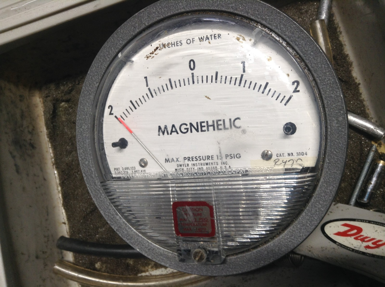 Dwyer Instruments 2304 Dwyer Magnehelic Series Differential Pressure Gauge