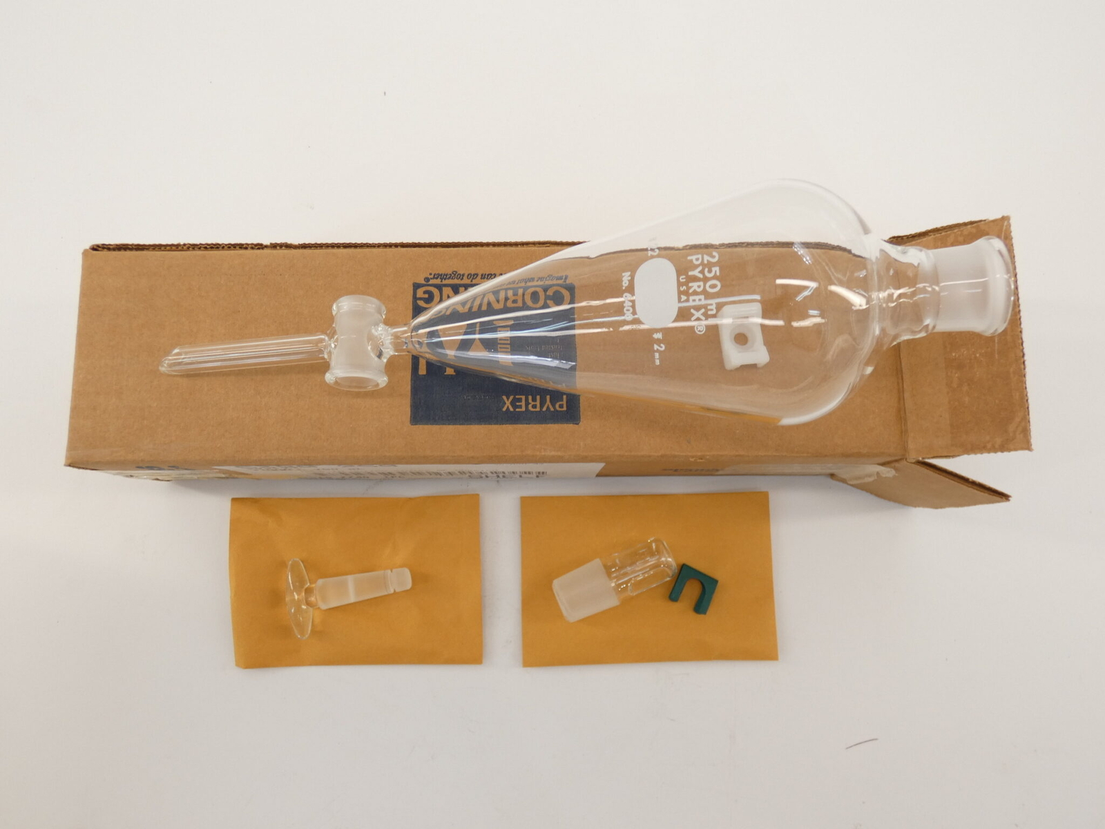Corning Pyrex 6400 250 Funnel 250 mL – NEW Surplus!