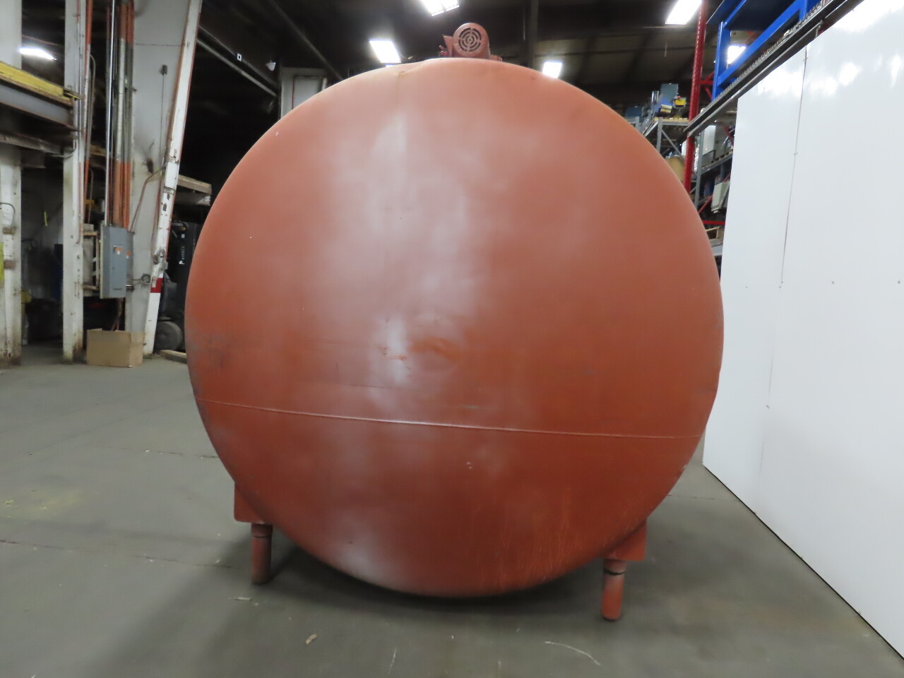 HEIL 2000 Gal Cap Horizontal Double Wall Stainless Steel Storage Tank W/Agitator