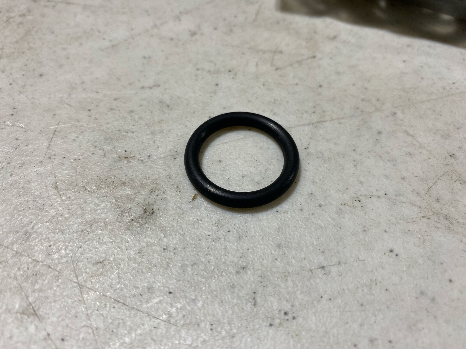 185x Parker Hannifin 2-211 O Rings Compound V-1184-75, 17mm x 11mm x 3mm, NOS