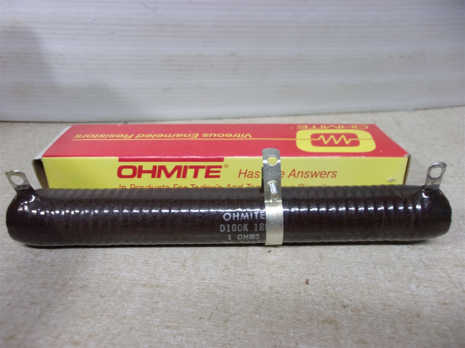 NEW Ohmite D100K1R0 100 Ohm Resistor *FREE SHIPPING*