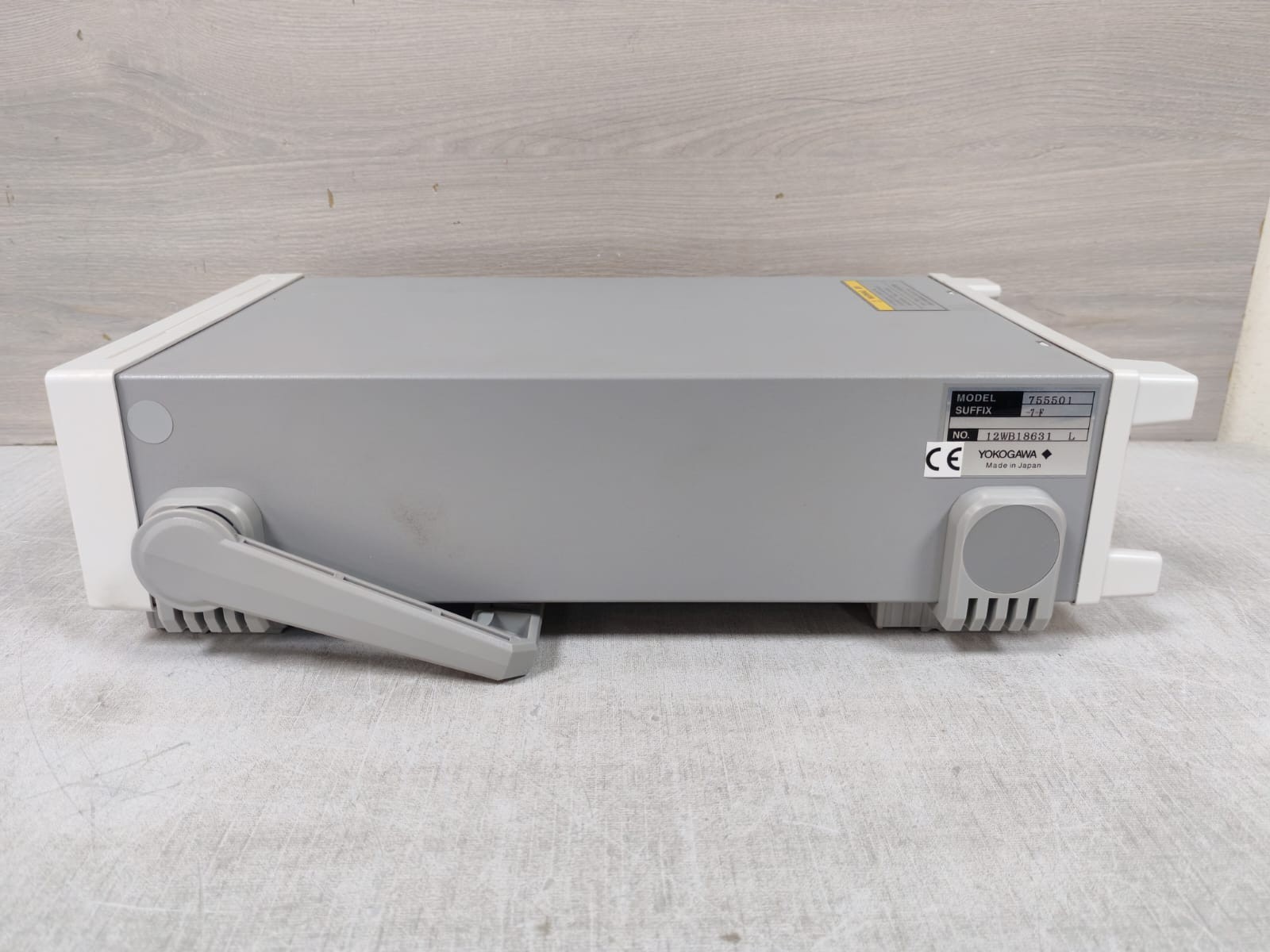 YOKOGAWA 7555 / 755501 -7-F 12WB18631 L DIGITAL MULTIMETER UNIT 230V